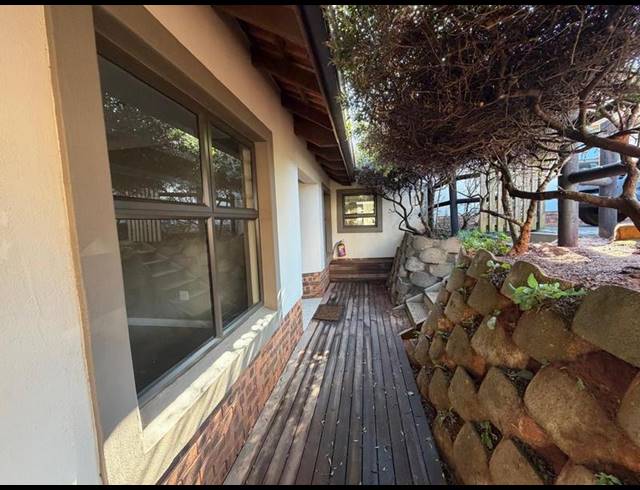 3 BEDROOM TOWNHOUSE FOR SALE IN IZINGA